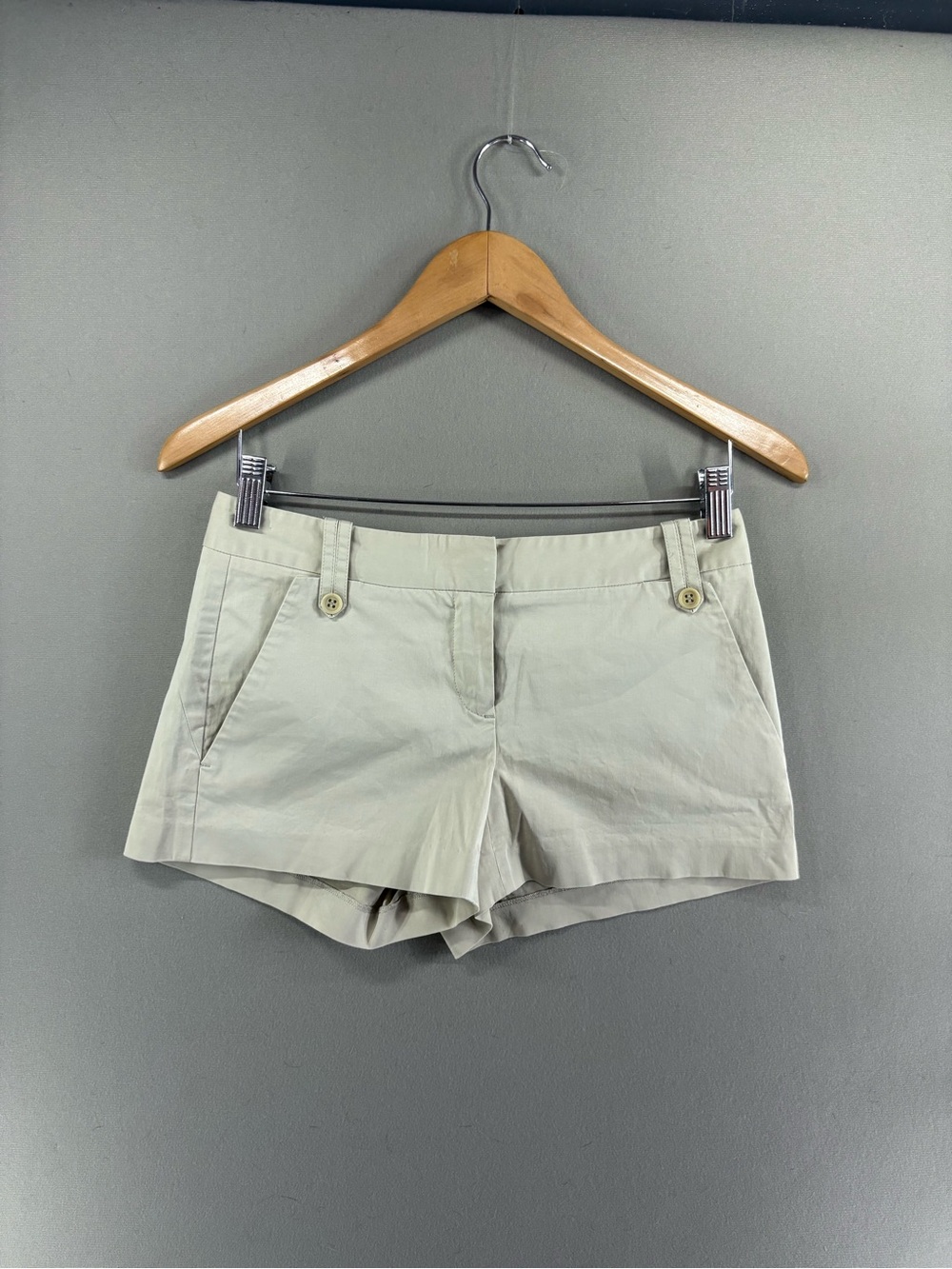 Theory Women Shorts 3in Size 0 Beige Pockets cotton